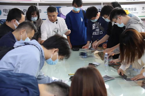 大略公司項目經(jīng)理訓(xùn)練營資格班 走進(jìn)藝術(shù)工廠體驗全服務(wù)產(chǎn)業(yè)鏈